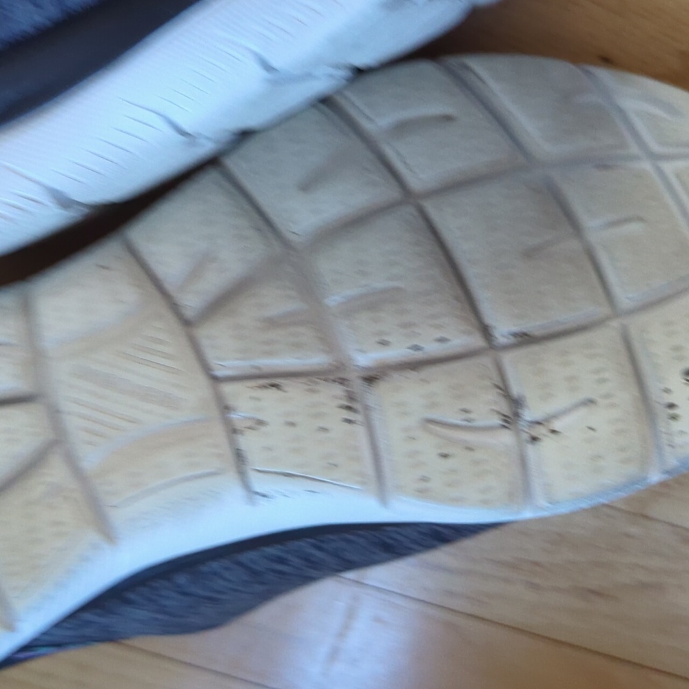Skechers Slip Ins - Picture 6 of 13